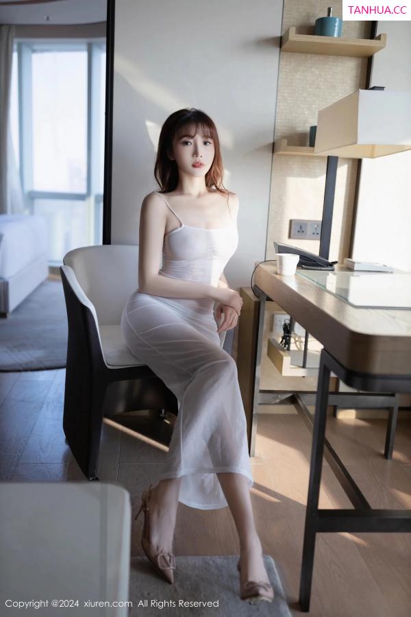 陆萱萱  [XiuRen]高清写真图 2024.02.22 No.8131 陆萱萱 美腿性感第9张图片